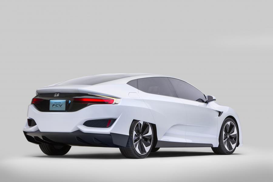  Honda FCV Concept 2014 года  (фото 10 из 38)